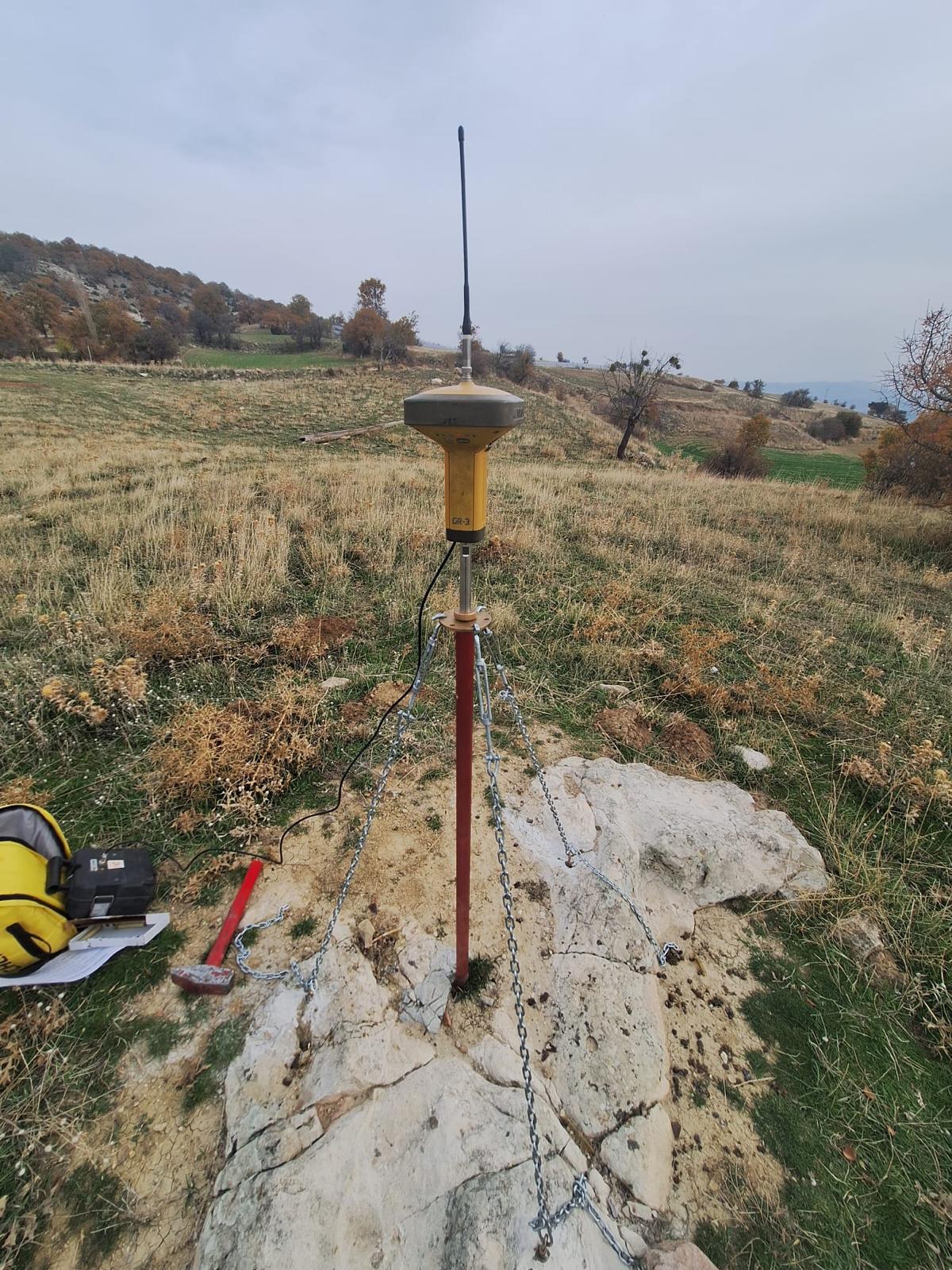 TÜBİTAK 124Y213 numaralı proje kapsamında, yürütücülüğünü Dr. Öğr. Üyesi Şeyma Şafak Yaşar’ın üstlendiği çalışma çerçevesinde daha önce gerçekleştirilen arazi ölçümlerinin...